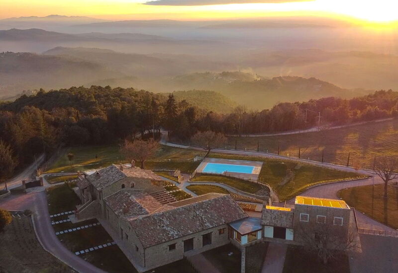 Villa Perfetta: Activities, Amenities, Balcony / Terrace / Patio, Food, Hot Tub, Outdoor, People, Pool, Spring, Summer