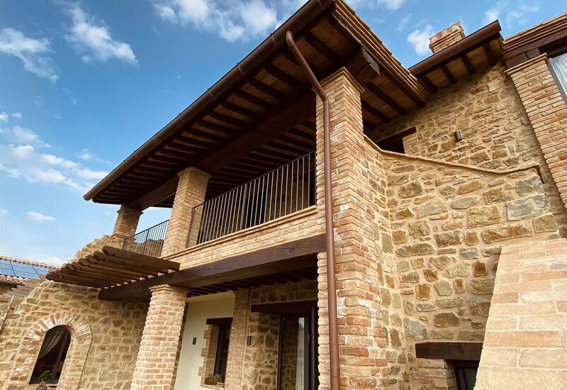 Villa Perfetta: Activities, Amenities, Balcony / Terrace / Patio, Food, Hot Tub, Outdoor, People, Pool, Spring, Summer