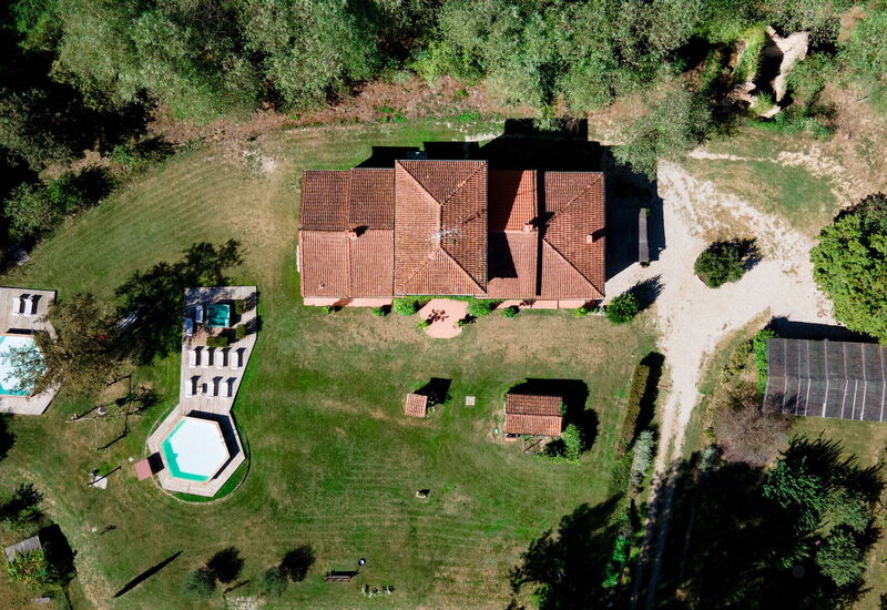 Villa Fortezza: Aktiviteter, Balkong / terrasse / uteplass, basseng, Eksteriør, Fasiliteter, Hage, Sommer, Vår, Velferd