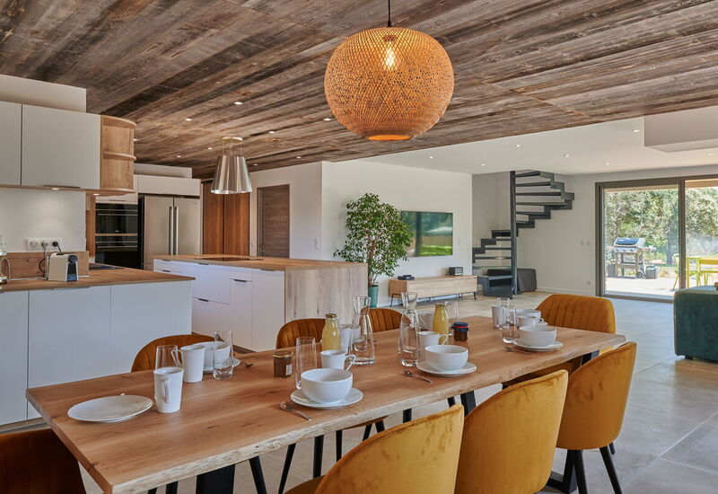 Villa Del Portovecchio: Activities, Amenities, Balcony / Terrace / Patio, Building Exterior, Spring, Summer