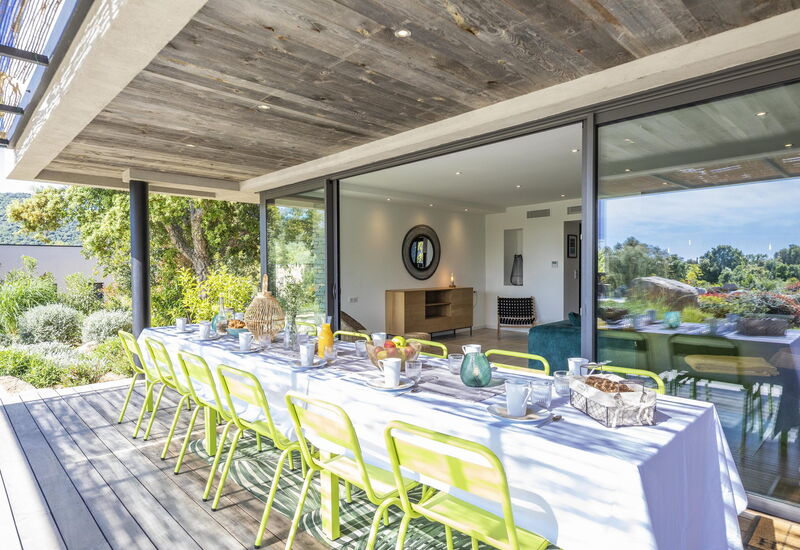 Villa Del Portovecchio: Activities, Amenities, Balcony / Terrace / Patio, Building Exterior, Spring, Summer