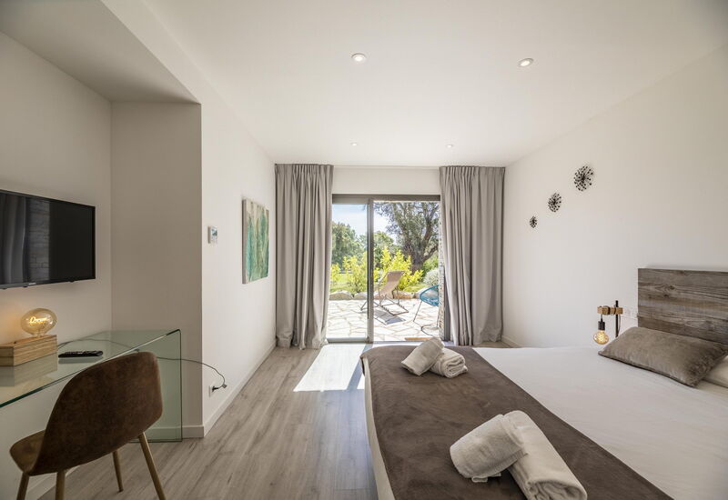 Villa Del Portovecchio: Activities, Amenities, Balcony / Terrace / Patio, Building Exterior, Spring, Summer