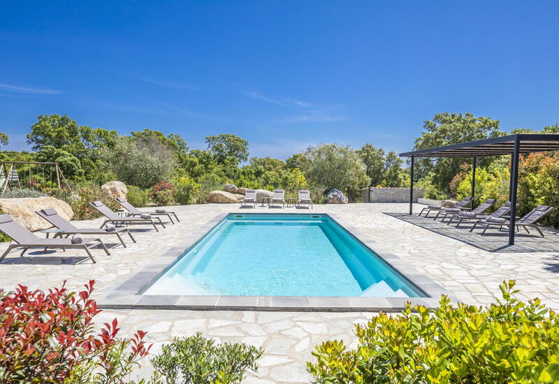 Villa Del Portovecchio: Activities, Amenities, Balcony / Terrace / Patio, Building Exterior, Spring, Summer