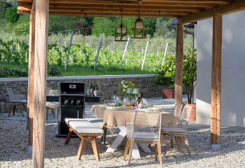 Villa Collalto 12: Aktiviteter, Balkong / terrasse / uteplass, Eksteriør, Fasiliteter, Hage, Hovedinngang, Mat, Sommer, Vår