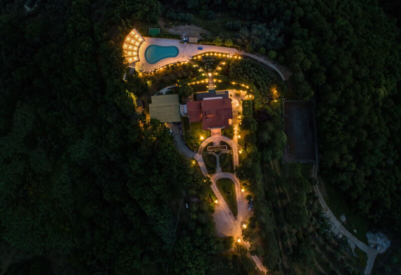 Villa Coraline 15: Aktiviteter, Balkong / terrasse / uteplass, basseng, Eksteriør, Fasiliteter, Hage, Hovedinngang, Sommer, Vår