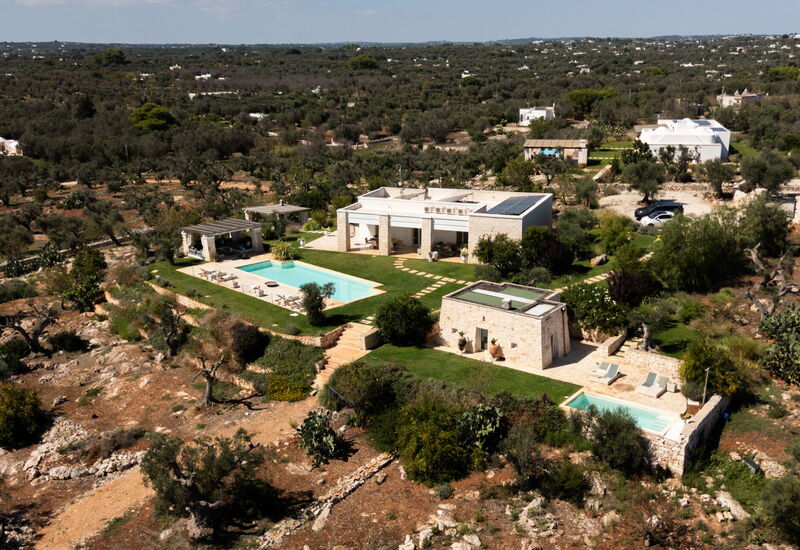 Lamia Degli Ulivi: Amenities, Building Exterior, Facilities, Outdoor, Pool, Spring, Summer