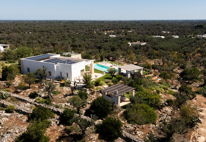 Lamia Degli Ulivi: Amenities, Building Exterior, Facilities, Outdoor, Pool, Spring, Summer