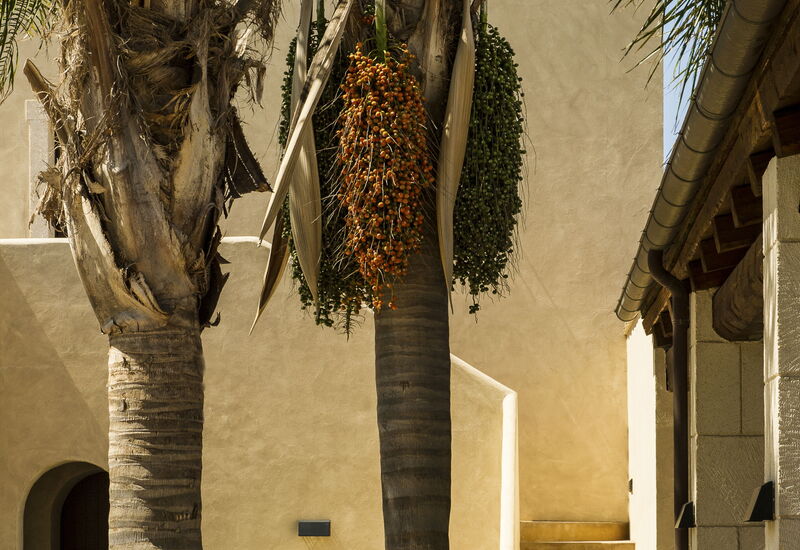 Villa Lanterna: Activities, Amenities, Balcony / Terrace / Patio, Building Exterior, Living Room, Pool, Room Detail, Spring, Summer