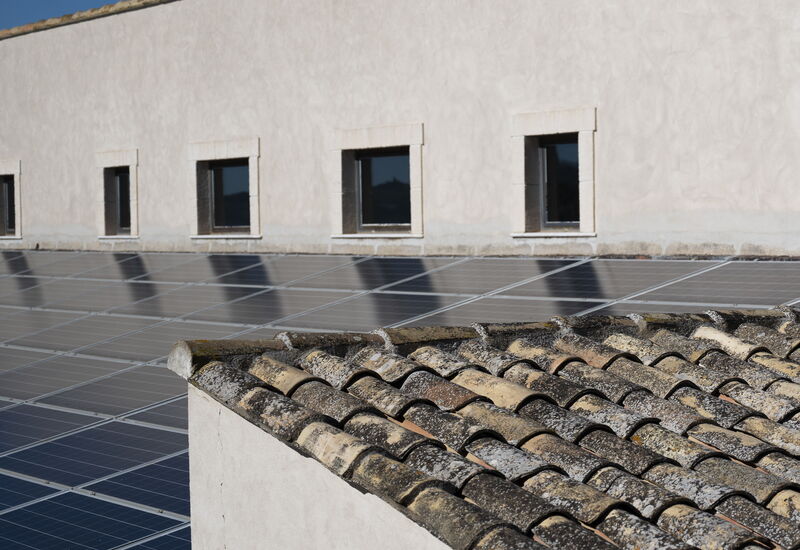 Villa Lanterna: Activities, Amenities, Balcony / Terrace / Patio, Building Exterior, Living Room, Pool, Room Detail, Spring, Summer