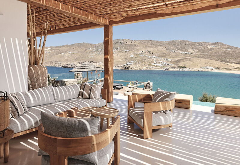 Kyma: Aktiviteter, basseng, Eksteriør, Fasiliteter, Hage, Sommer, Vår