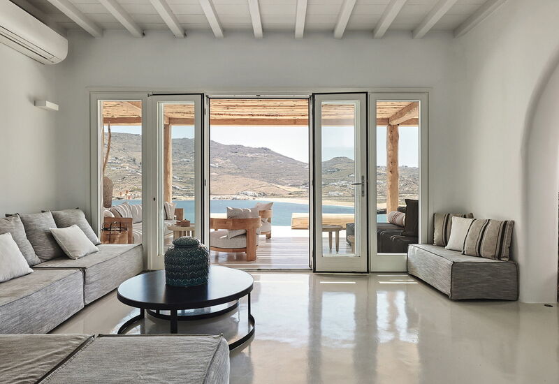 Kyma: Aktiviteter, basseng, Eksteriør, Fasiliteter, Hage, Sommer, Vår