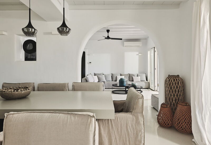 Kyma: Aktiviteter, basseng, Eksteriør, Fasiliteter, Hage, Sommer, Vår