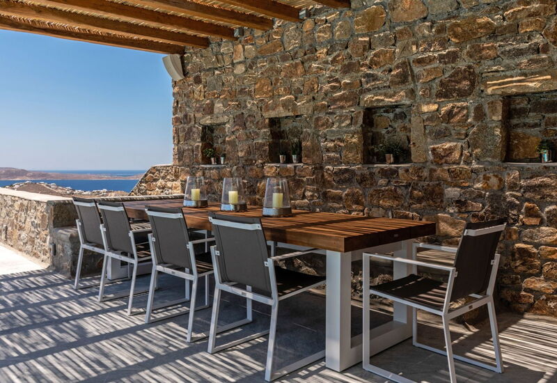 Sara's Garden: Activities, Amenities, Building Exterior, Main Entrance, Pool, Spring, Summer