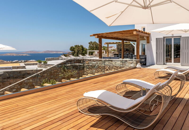 Sara's Garden: Activities, Amenities, Building Exterior, Main Entrance, Pool, Spring, Summer