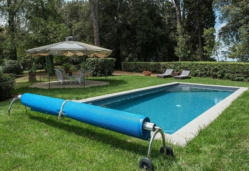 Villa Dante: Balkong / terrasse / uteplass, basseng, Eksteriør, Fasiliteter, Hage, Sommer, Utendørs, Vår