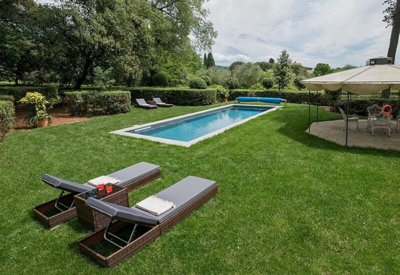 Villa Dante: Balkong / terrasse / uteplass, basseng, Eksteriør, Fasiliteter, Hage, Sommer, Utendørs, Vår