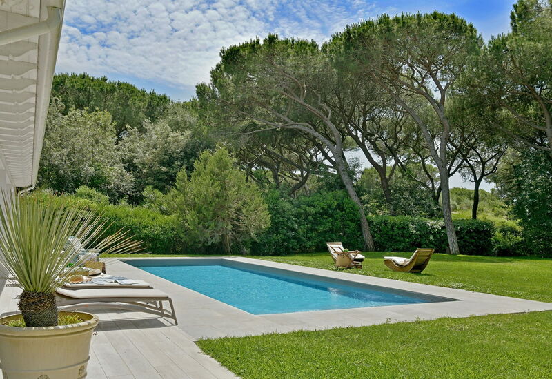 Villa Verde Beach: Amenities, Balcony / Terrace / Patio, Building Exterior, Garden, Outdoor, Spring, Summer