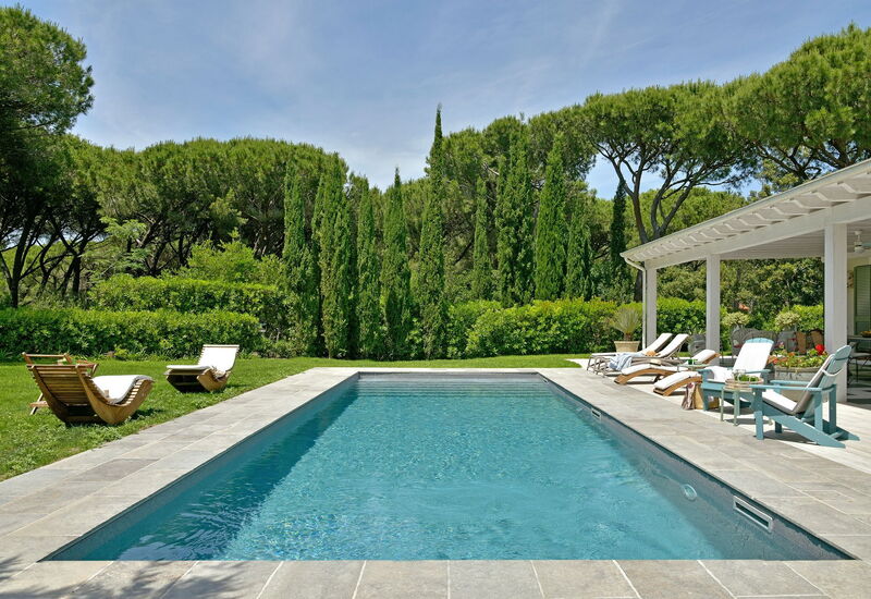 Villa Verde Beach: Amenities, Balcony / Terrace / Patio, Building Exterior, Garden, Outdoor, Spring, Summer