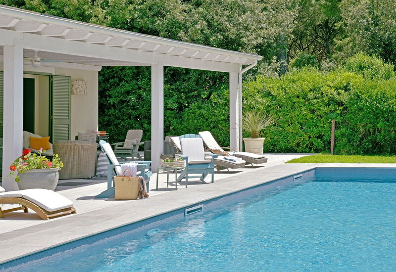 Villa Verde Beach: Amenities, Balcony / Terrace / Patio, Building Exterior, Garden, Outdoor, Spring, Summer