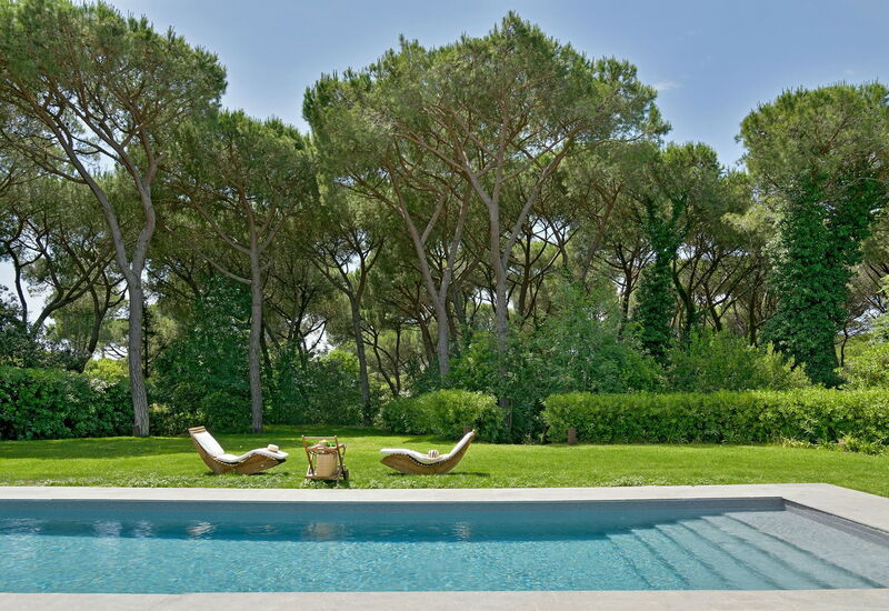 Villa Verde Beach: Amenities, Balcony / Terrace / Patio, Building Exterior, Garden, Outdoor, Spring, Summer