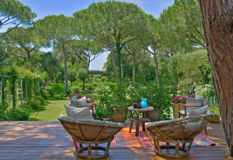 Villa Bibbona: Balkong / terrasse / uteplass, basseng, Eksteriør, Hage, Sommer, Utendørs, Vår