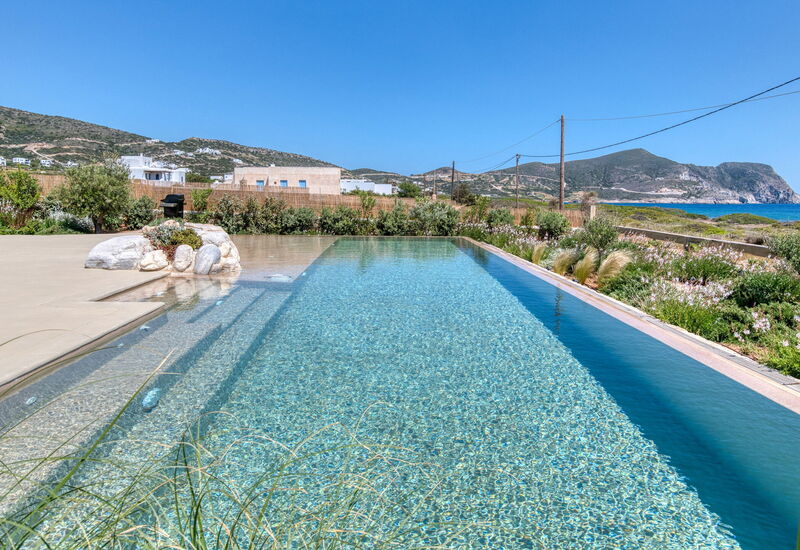 Alma: basseng, Eksteriør, Fasiliteter, Hage, Sommer, Vår