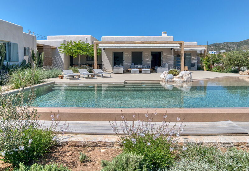 Alma: basseng, Eksteriør, Fasiliteter, Hage, Sommer, Vår