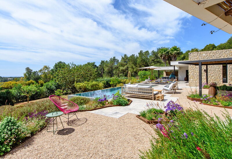 Marivel: Aktiviteter, Balkong / terrasse / uteplass, basseng, Eksteriør, Hage, Hovedinngang, Sommer, Vår