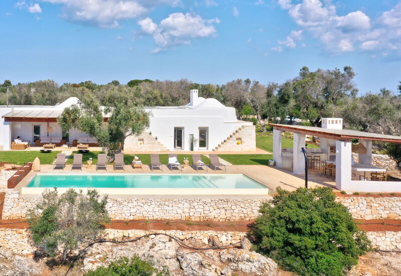 Villa Trullo Il Pajaro: Activities, Amenities, Balcony / Terrace / Patio, Building Exterior, Garden, Kitchen, Main Entrance, Pool, Spring, Summer