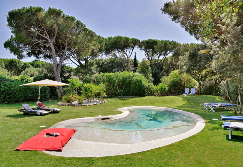 Villa Rossa: Activities, Amenities, Balcony / Terrace / Patio, Bathroom, Building Exterior, Garden, Pool, Spring, Summer