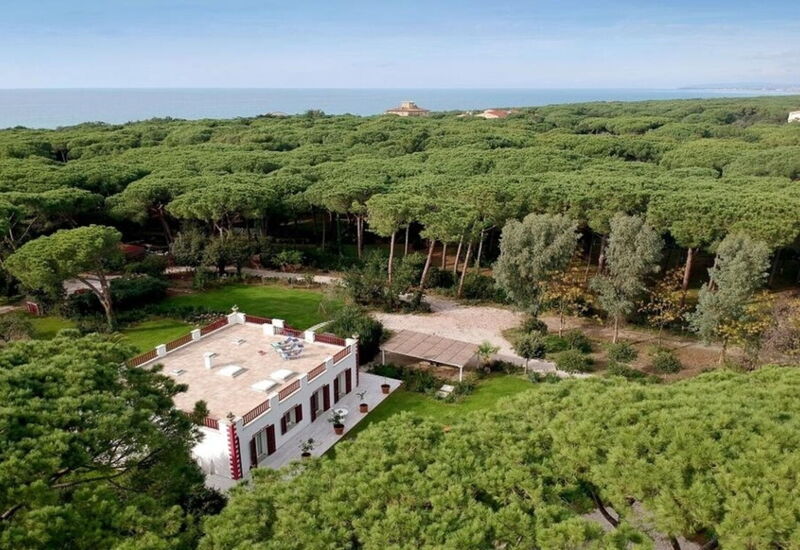 Villa Rossa: Activities, Amenities, Balcony / Terrace / Patio, Bathroom, Building Exterior, Garden, Pool, Spring, Summer