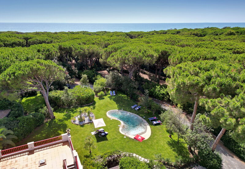 Villa Rossa: Activities, Amenities, Balcony / Terrace / Patio, Bathroom, Building Exterior, Garden, Pool, Spring, Summer