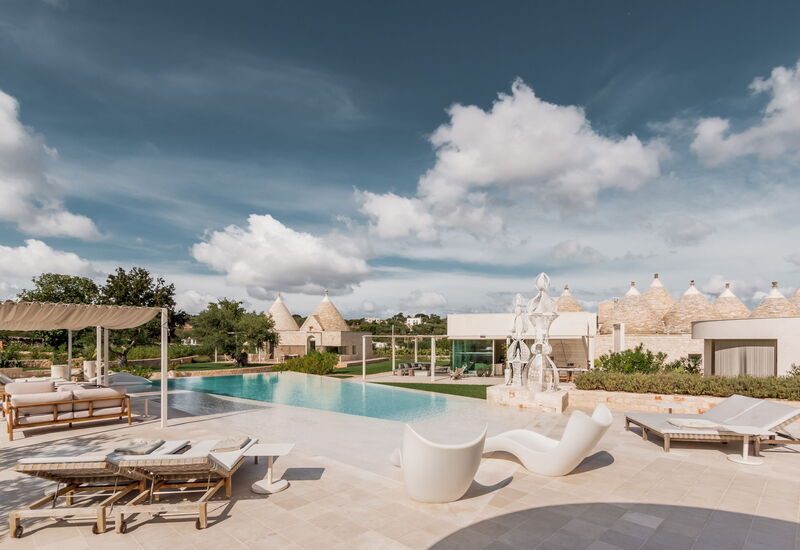 Villa Damer: Activities, Amenities, Building Exterior, Main Entrance, Spring, Summer, Wellness