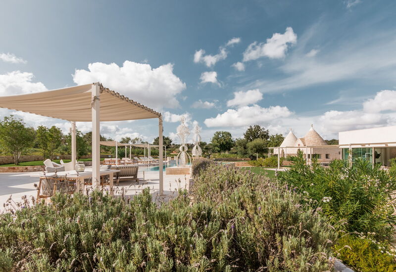 Villa Damer: Activities, Amenities, Building Exterior, Main Entrance, Spring, Summer, Wellness