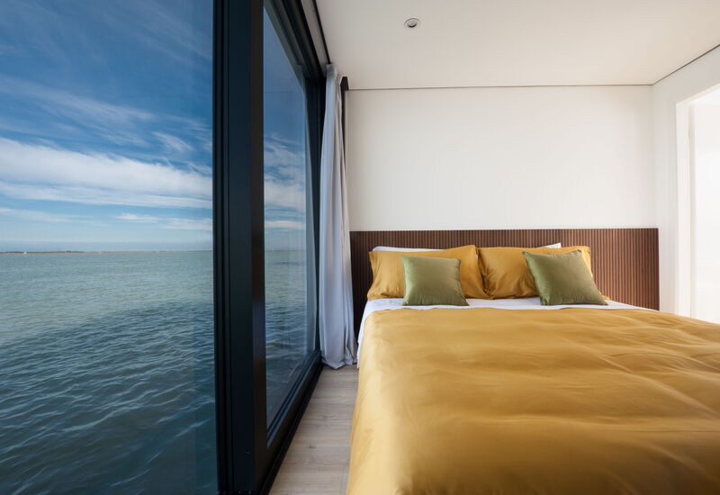 Venice Escape Water Loft