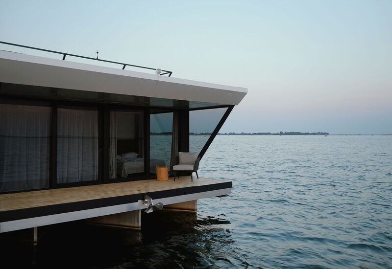 Venice Escape Water Loft