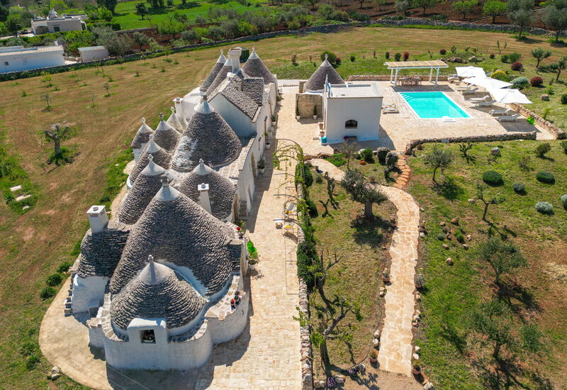 Villa Macchie: Activities, Balcony / Terrace / Patio, Building Exterior, Garden, Main Entrance, Pool, Spring, Wellness