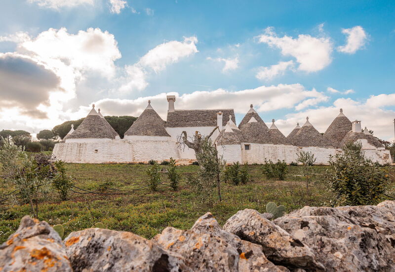 Villa Macchie: Activities, Balcony / Terrace / Patio, Building Exterior, Garden, Main Entrance, Pool, Spring, Wellness