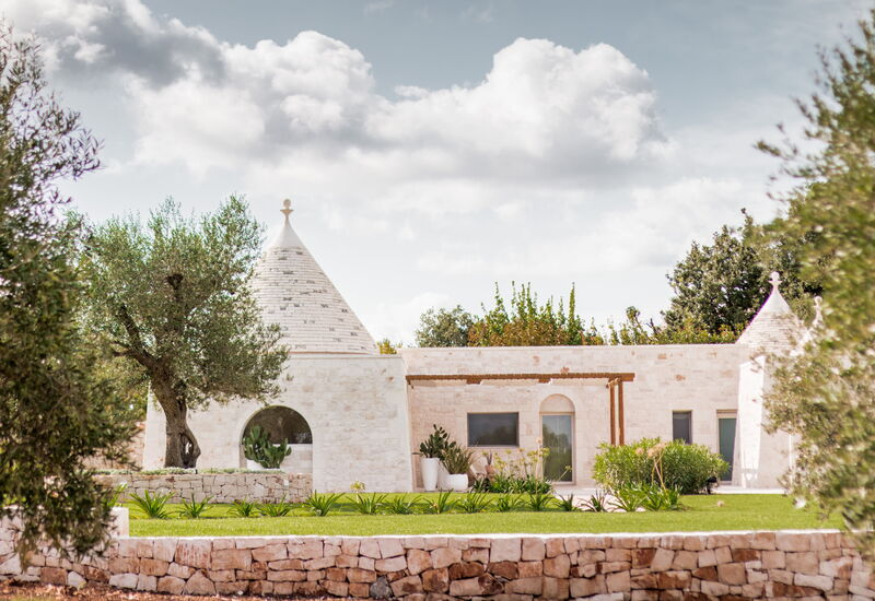 Villa Cisterna: Activities, Amenities, Balcony / Terrace / Patio, Bathroom, Building Exterior, Facilities, Garden, Pool, Spring, Summer