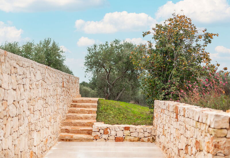 Villa Valeria: Activities, Building Exterior, Facilities, Main Entrance, Pool, Spring, Summer