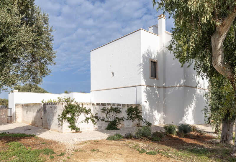 Villa Carratelli: Activities, Amenities, Balcony / Terrace / Patio, Building Exterior, Facilities, Garden, Main Entrance, Spring, Summer, Wellness