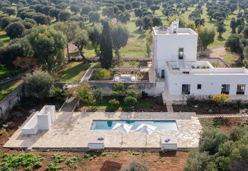 Villa Carratelli: Activities, Amenities, Balcony / Terrace / Patio, Building Exterior, Facilities, Garden, Main Entrance, Spring, Summer, Wellness