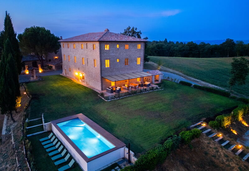 Villa Montello: Activities, Amenities, Building Exterior, Facilities, Main Entrance, Pool, Spring, Summer, Wellness