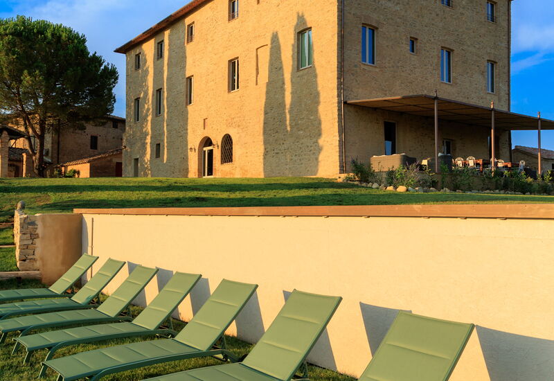 Villa Montello: Activities, Amenities, Building Exterior, Facilities, Main Entrance, Pool, Spring, Summer, Wellness