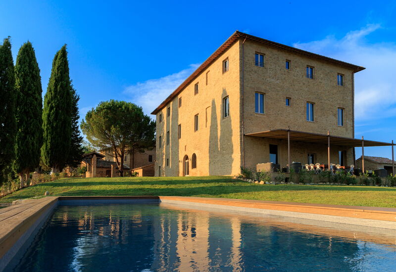 Villa Montello: Activities, Amenities, Building Exterior, Facilities, Main Entrance, Pool, Spring, Summer, Wellness