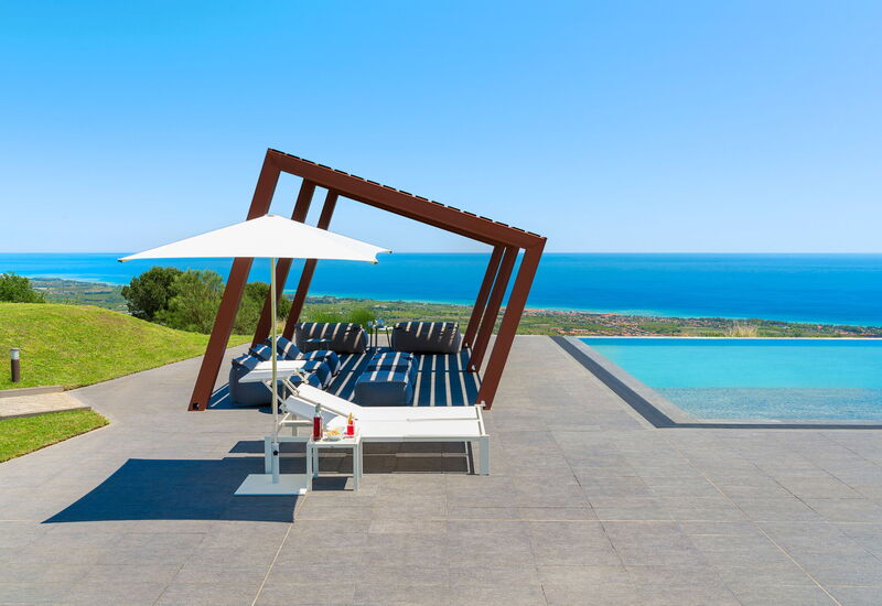 Villa Lime: Activités, Balcon / Terrasse / Patio, Entrée principale, Été, Extérieurs, jacuzzi, Jardin, Printemps