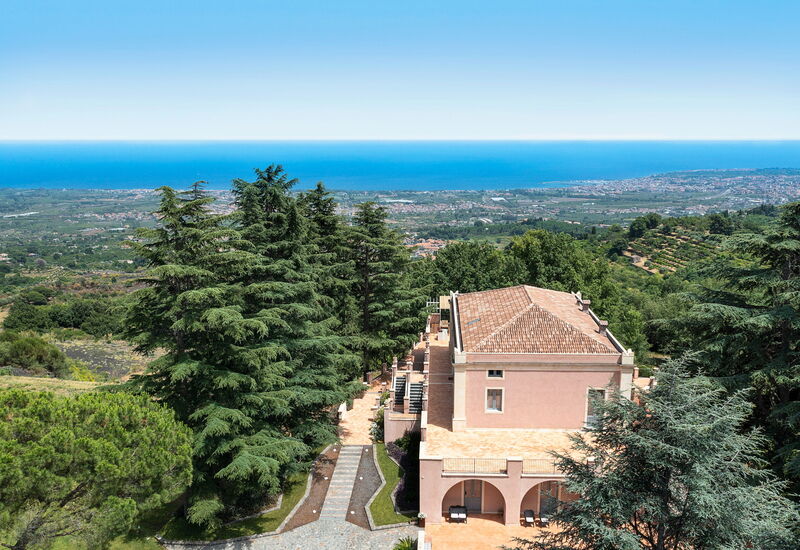 Villa Lime: Activités, Balcon / Terrasse / Patio, Entrée principale, Été, Extérieurs, jacuzzi, Jardin, Printemps