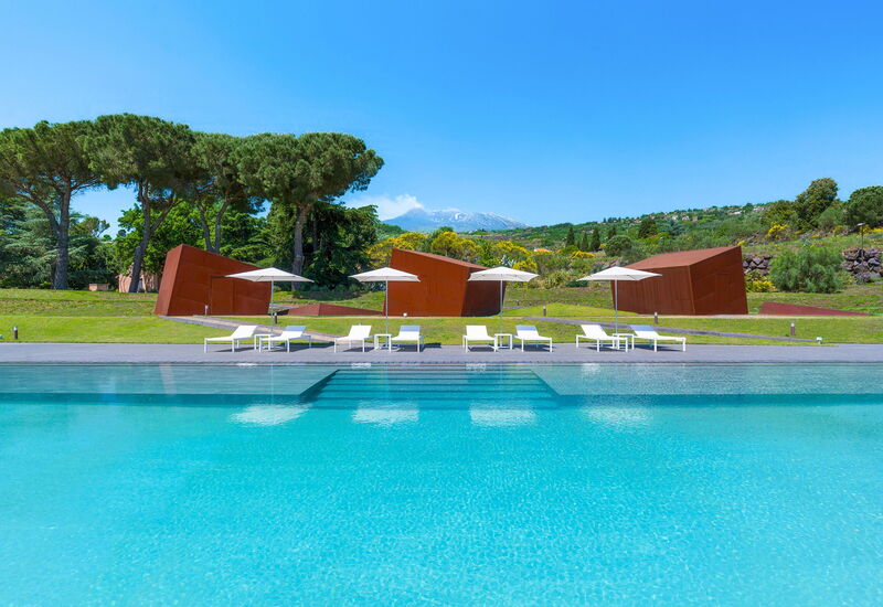 Villa Lime: Activités, Balcon / Terrasse / Patio, Entrée principale, Été, Extérieurs, jacuzzi, Jardin, Printemps