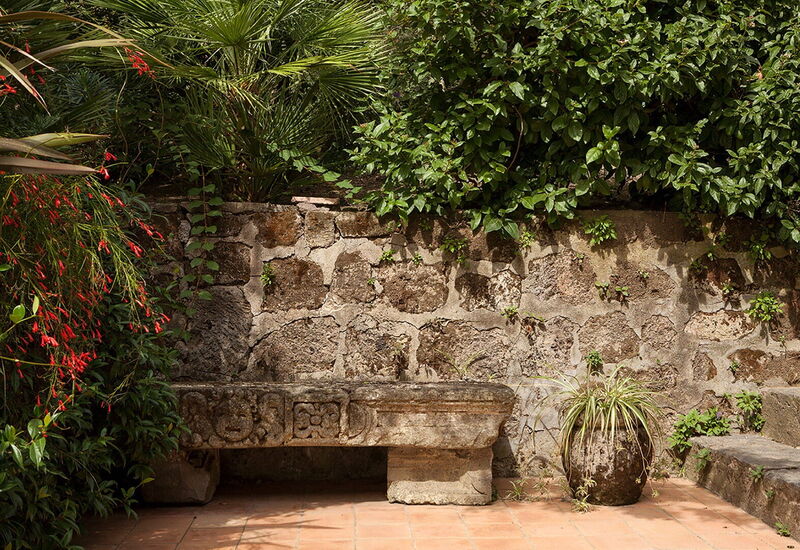 Villa Serini: Activities, Amenities, Balcony / Terrace / Patio, Building Exterior, Garden, Main Entrance, Spring, Summer