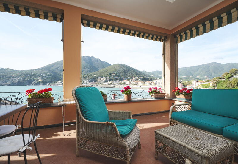 Villa Pedra: Activities, Balcony / Terrace / Patio, Building Exterior, Facilities, Garden, Kitchen, Main Entrance, Spring, Summer